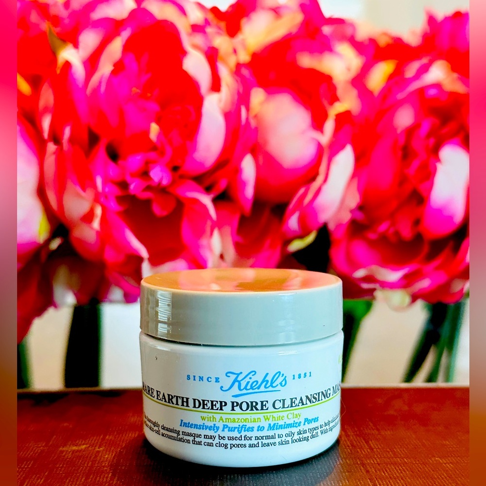 Kiehl’s Rare Earth Deep Pore Minimizing Cleansing Clay Mask
